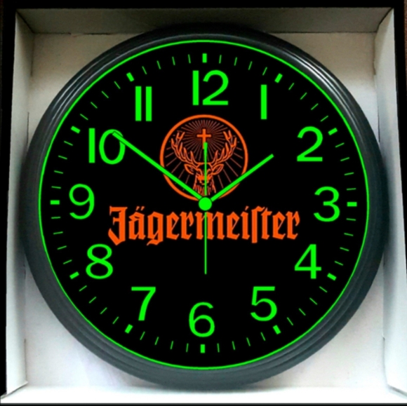 Jägermeister Bar Lounge Pool Table Garage Shop Glow in the Dark Wall Clock NEW!